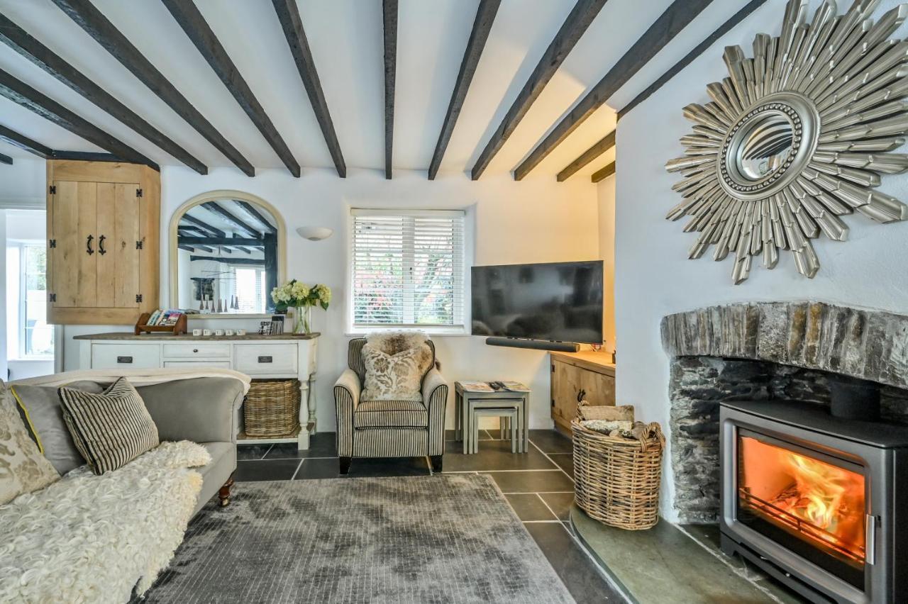 A Superb Bijou Retreat With Jacuzzi Near An Excellent Village Pub Yelverton Exterior foto